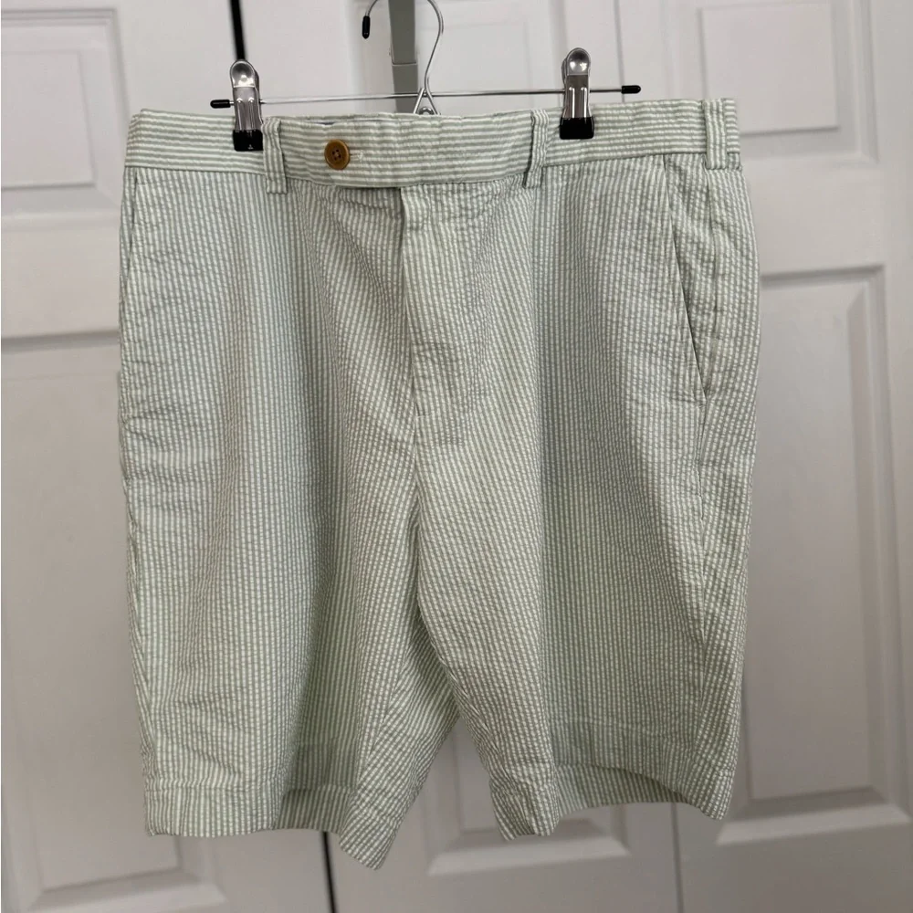 Brooks Brothers Washed Stretch Cotton Seersucker Shorts - Picture 5 of 12